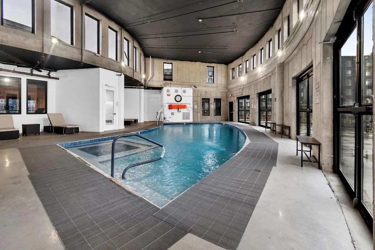 Blue Bliss Indoor Pool, Free Parking, Near Nyc Apartment Elizabeth